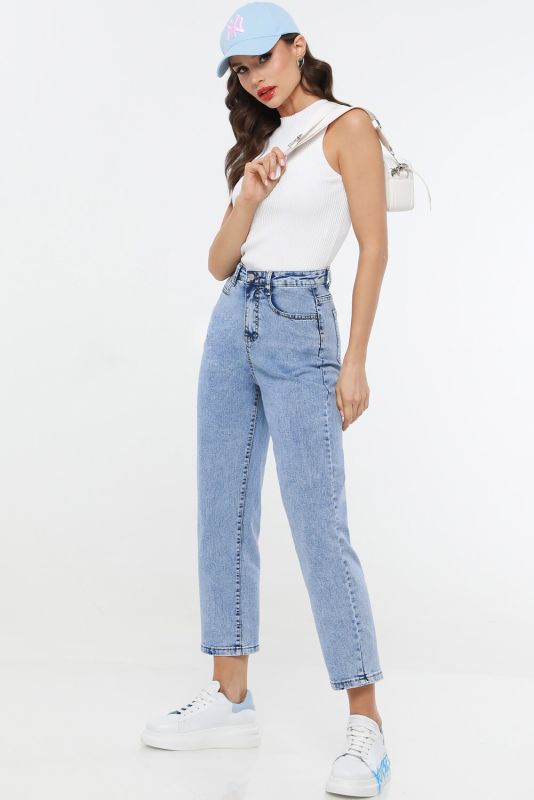 421845 DStrend Jeans